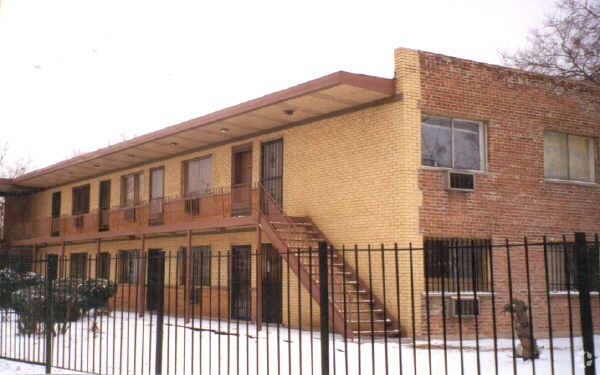 Primary Photo - 9746-9748 S Vincennes Ave