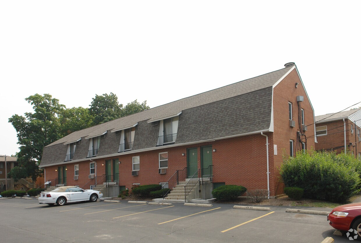 Building Photo - 175 W 9th Ave