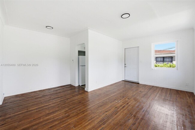 Foto del edificio - 101 NW 74th St