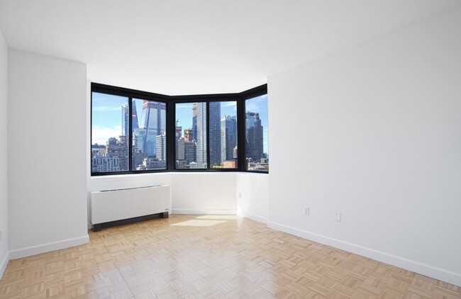 Building Photo - 420 W 42nd St