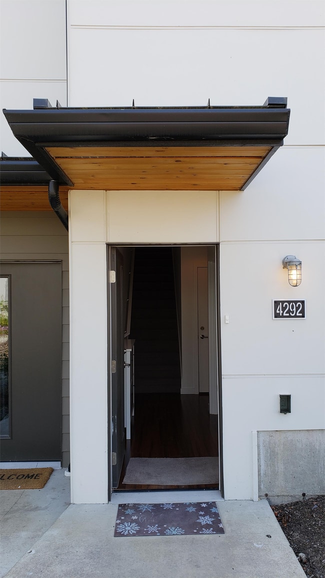 Building Photo - 4292 S Greenbelt Station Dr