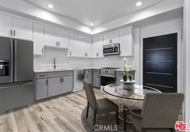 Foto del edificio - 4643 W 18th St