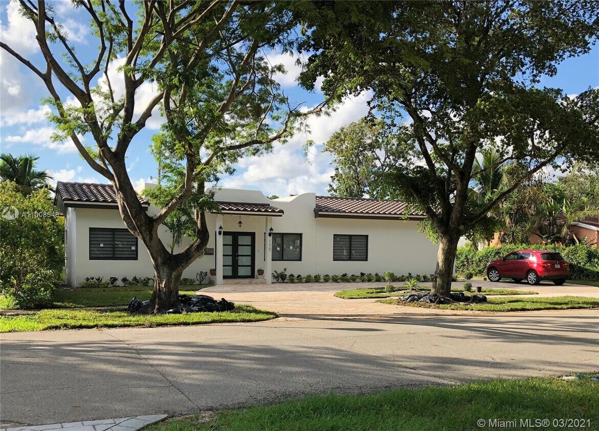 155 Sunset Way, Miami Springs, FL 33166 House Rental in Miami Springs