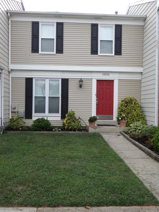 13026 Country Ridge Dr, Germantown, MD 20874 Townhome Rentals in