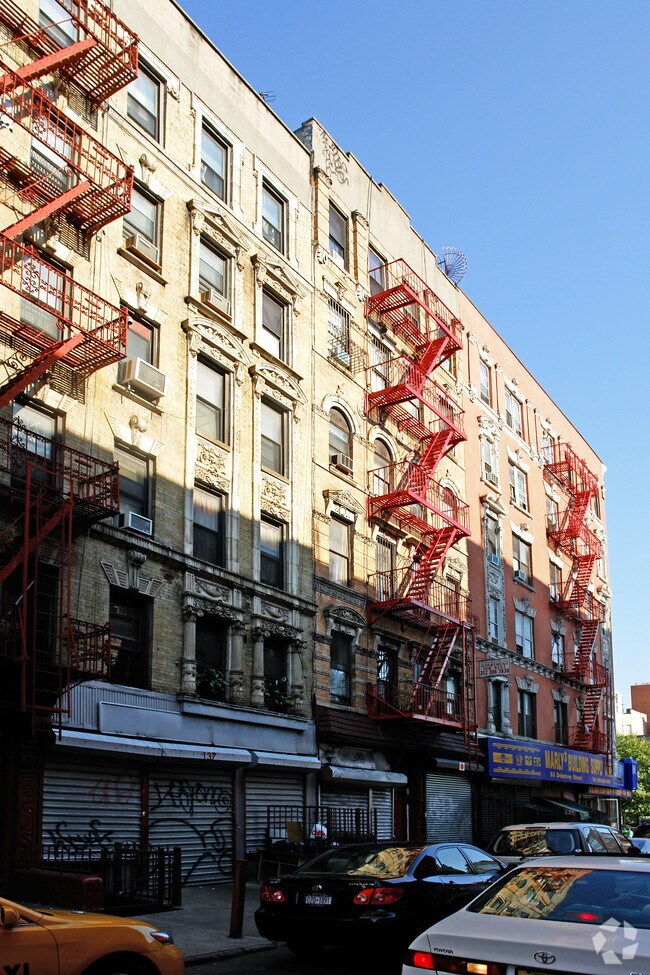 Building Photo - 139 Eldridge St