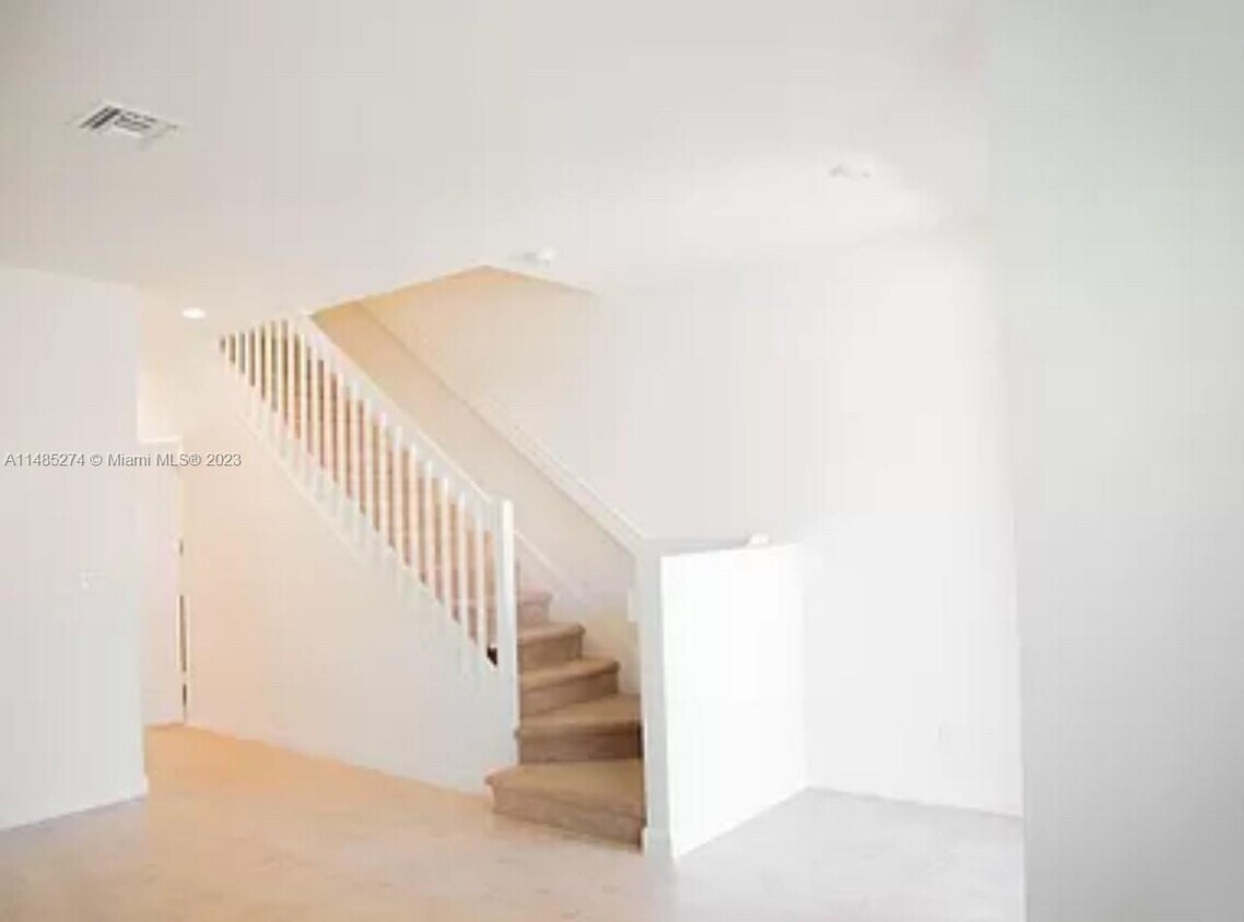 Foto principal - 4324 Maybelle Ln