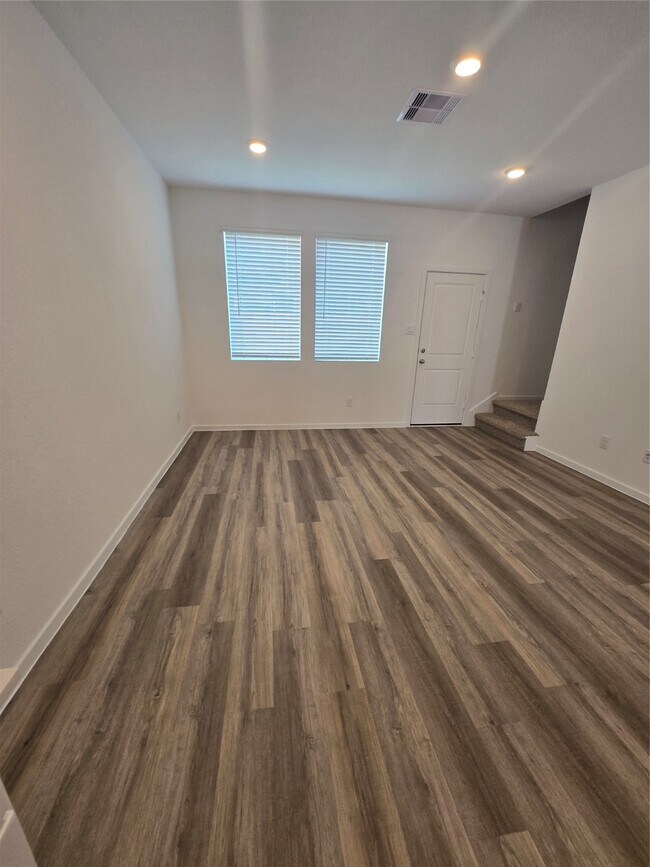 Foto del edificio - 939 Moon Drop Ln