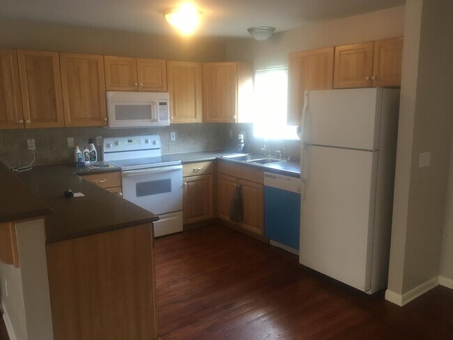 Foto del edificio - 1437 Roslyn St