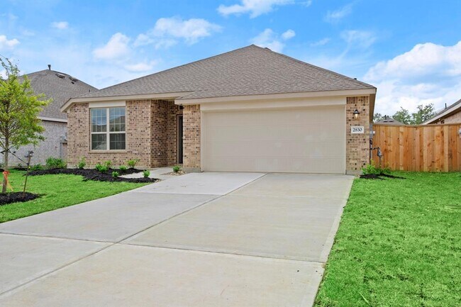 Building Photo - 2830 S Ridgeway Dr