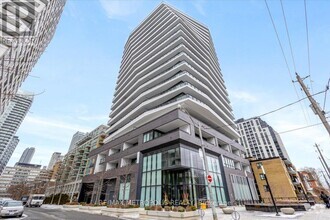 Building Photo - 11-811 Lillian St