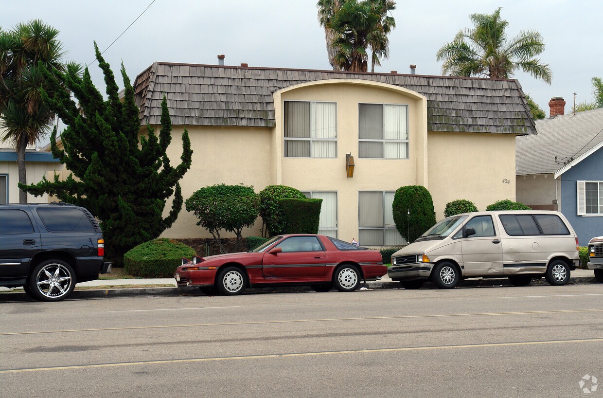 Foto del edificio - 424 W Regent St