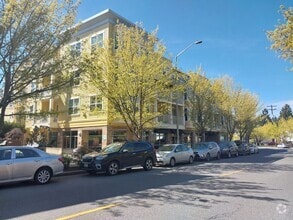 Building Photo - 2901 NE Blakeley St