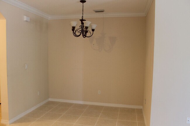 Foto del edificio - Beautiful ground floor unit in the Lakes of Windermere!