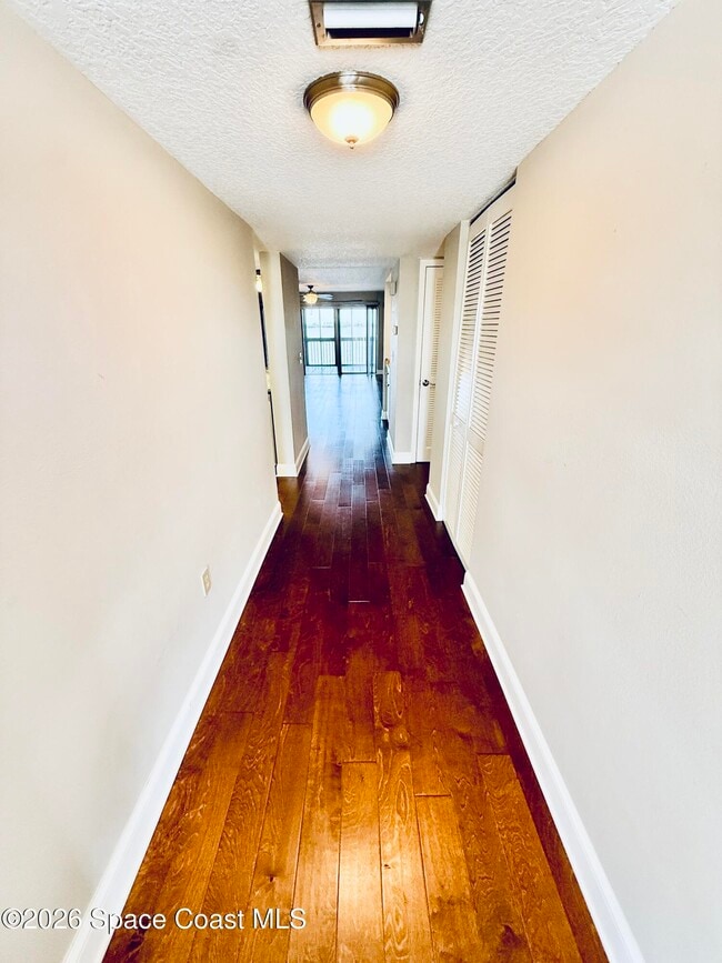Building Photo - 250 S Sykes Creek Pkwy