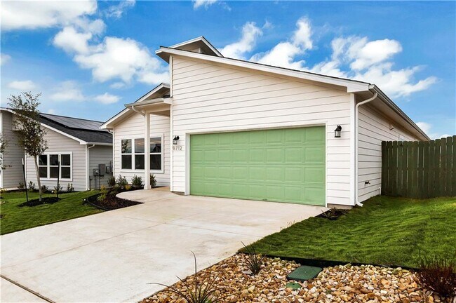 Building Photo - 9712 Evening Canopy Dr