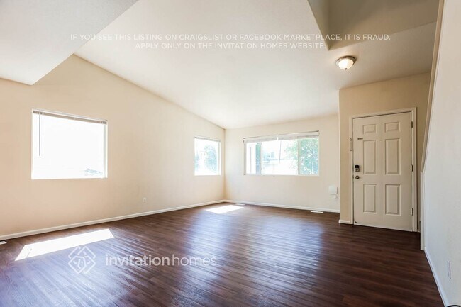 Foto del edificio - 2205 E 127th Pl