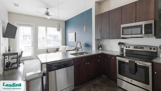 Building Photo - 3501 Ross Ave