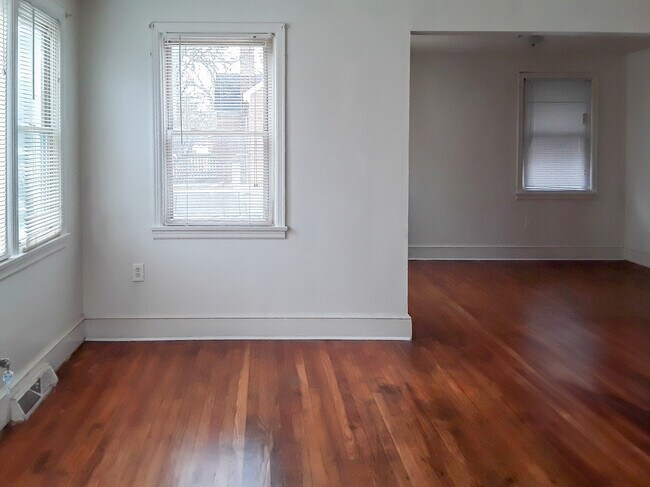 Foto del edificio - 1809 Ferndale Ave