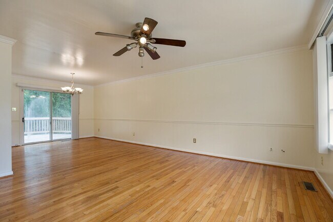 Foto del edificio - 2411 Old Gate Ct