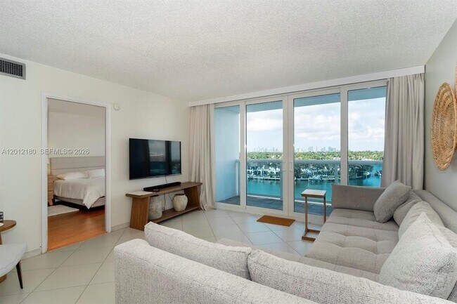 Foto del edificio - 6770 Indian Creek Dr