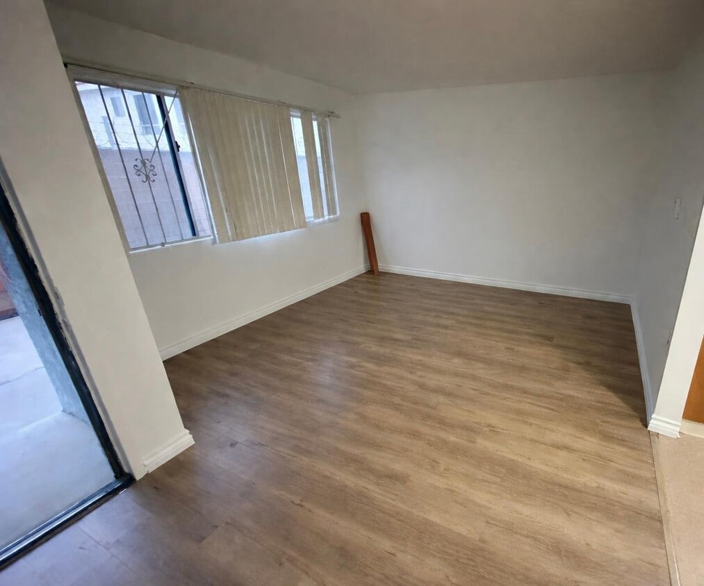 Foto del edificio - 1346 257th St