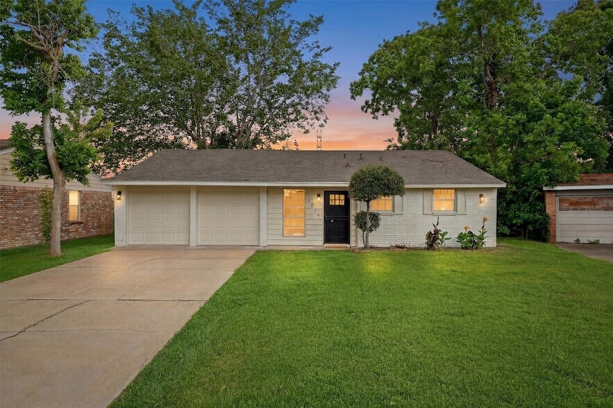 Photo - 3714 Brookmeade Drive Unit
