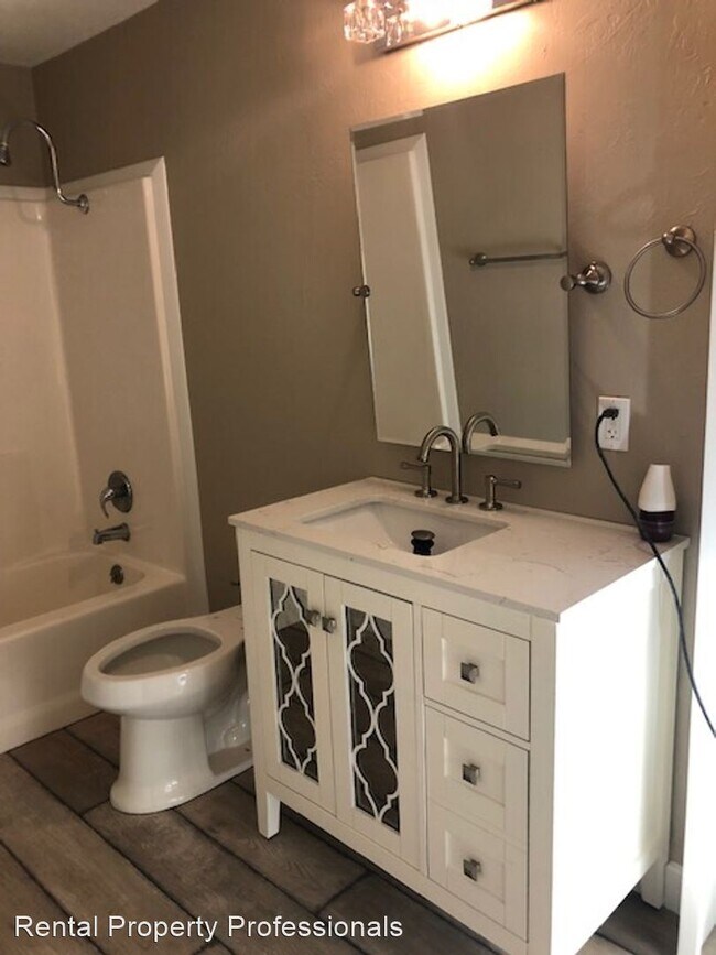 Foto del edificio - 1 br, 1 bath House - 1520 D St. Unit #2