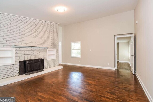 Foto del edificio - 6066 Pisgah Rd SW