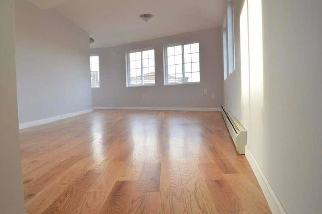 Building Photo - 13430 Garrett St