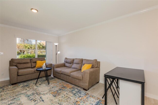 Foto del edificio - 235 Seaview Ct