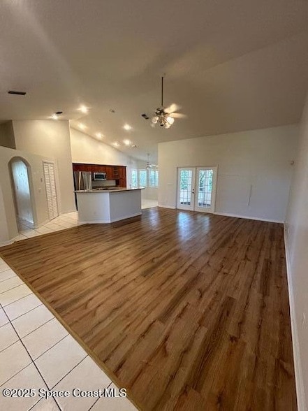 Building Photo - 973 Somerset Ln