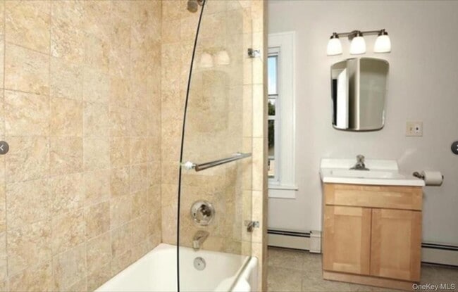 Building Photo - 298 S Middletown Rd