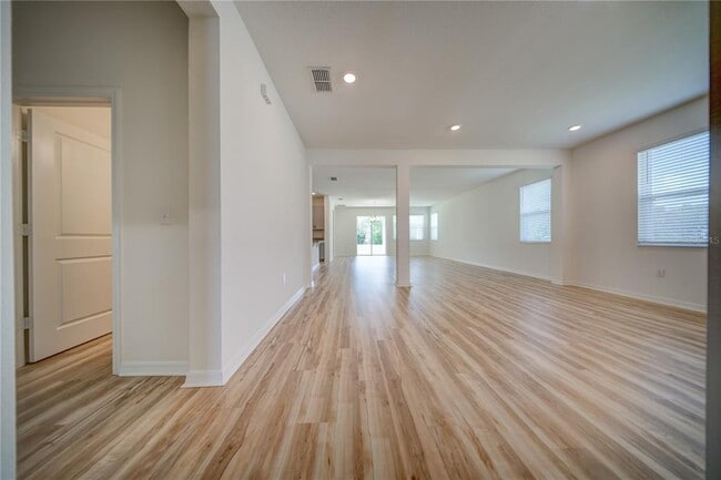 Foto del edificio - 16300 Winding Preserve Cir