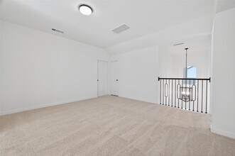 Building Photo - 3238 Kindred Wy