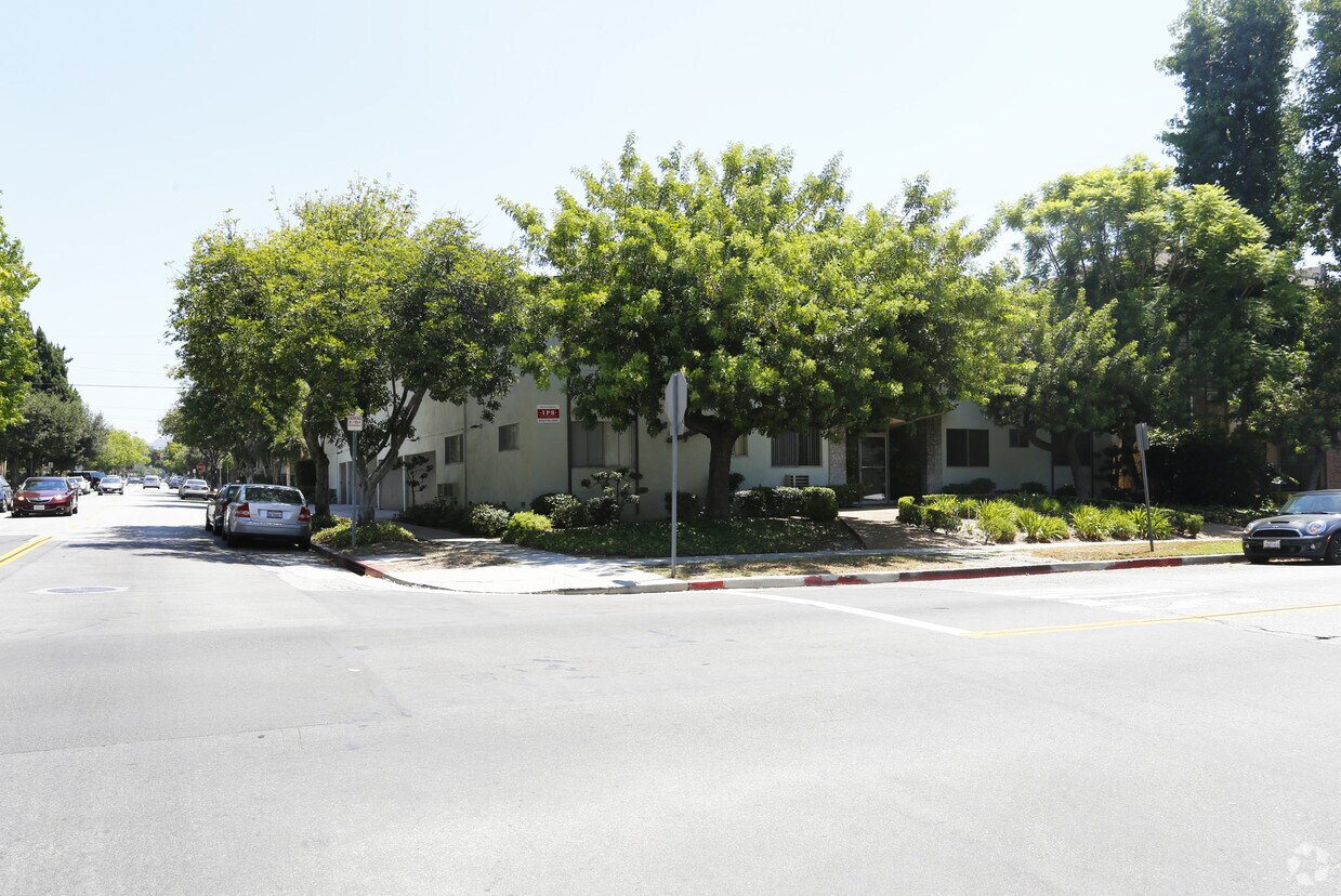 Foto del edificio - 346 N Louise St