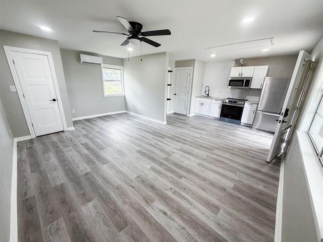Foto principal - 6070 Wonder Dr