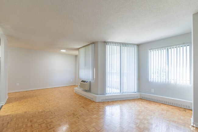 3BR, 1BA - 857SF - Living Room - The Forestwoods