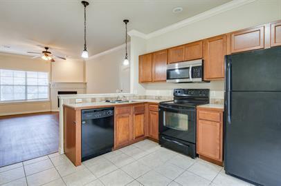 Photo - "Charming 3-Bed Oasis with Fireplace" Apartment