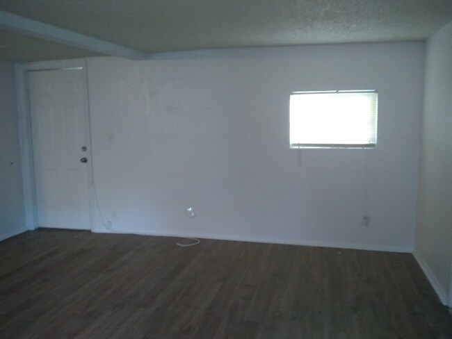 Building Photo - 1513 S Prospect Ave