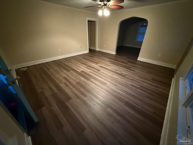 Foto del edificio - 115 Carolyn Way