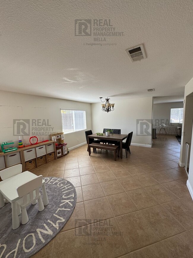 Foto del edificio - Spacious 4-Bedroom Menifee Home with RV Pa...