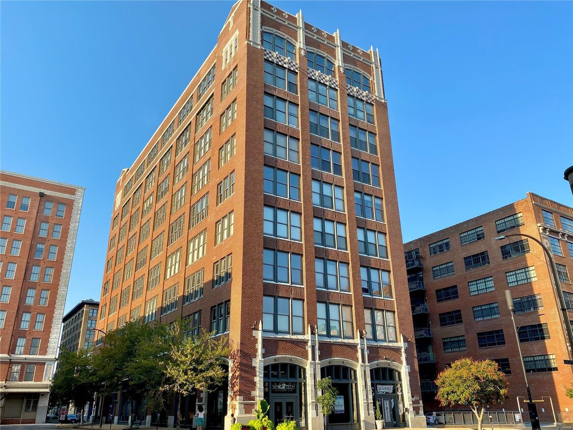 Foto principal - 1627 Locust St