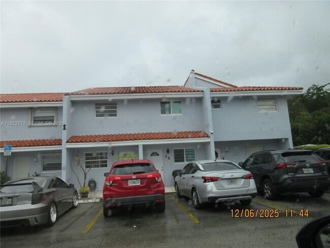 Foto del edificio - 550 SW 115th Ave