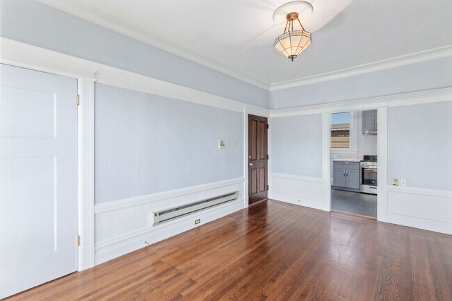 Foto del edificio - Lower Haight: Remodeled Top Floor 1 Bed 1 Bath near Duboce Park