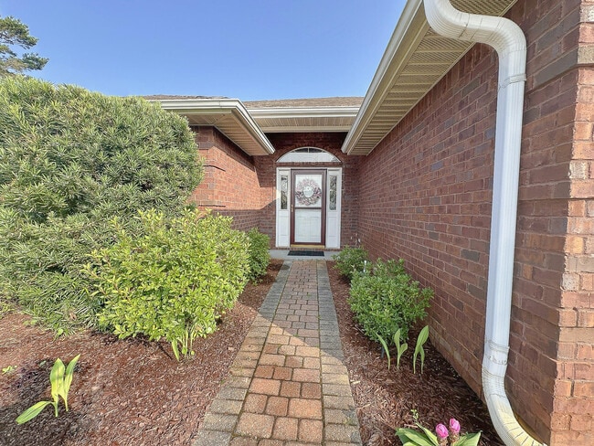 Building Photo - 462 Sandmore Shores Dr