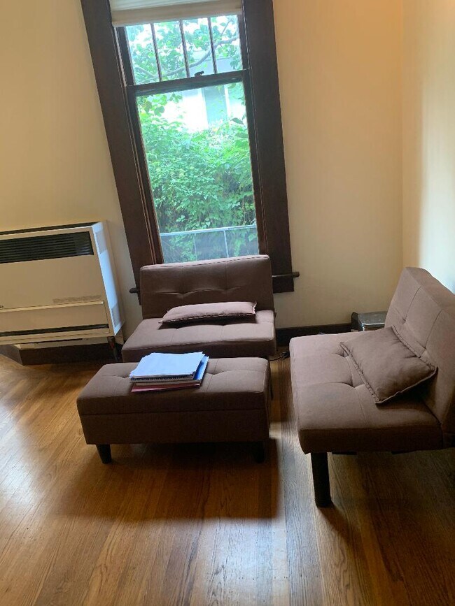 Foto del edificio - 2739 Dwight Way