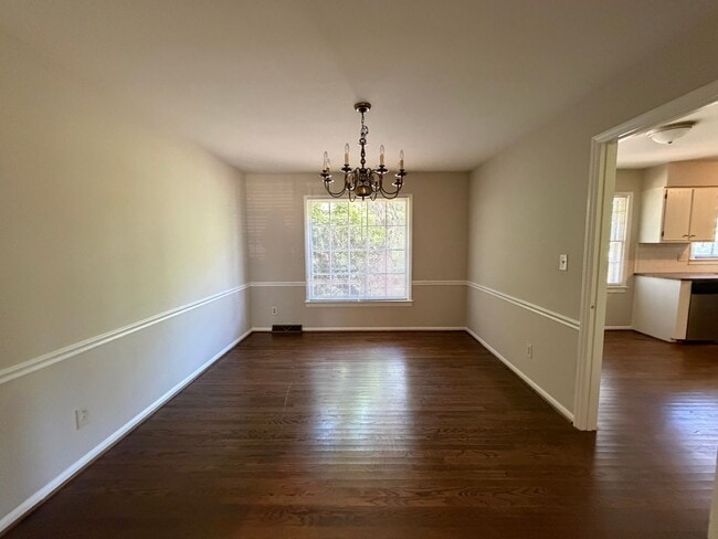 Building Photo - 3/2 House in Woodfin Estates $1,795