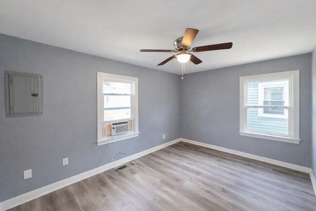 Foto del edificio - 40214 one bedroom apartment available!