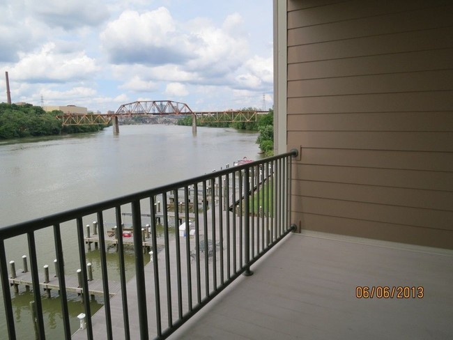 Building Photo - 3001 River Towne Way