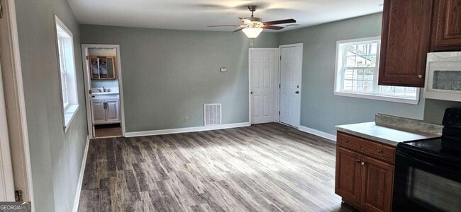 Foto del edificio - 860 Northside Dr E